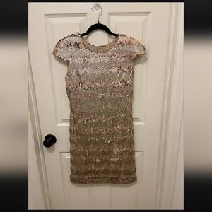 Vera Wang Gold Sequin Cocktail Dress | Size 4 | Elegant Holiday Party Dress